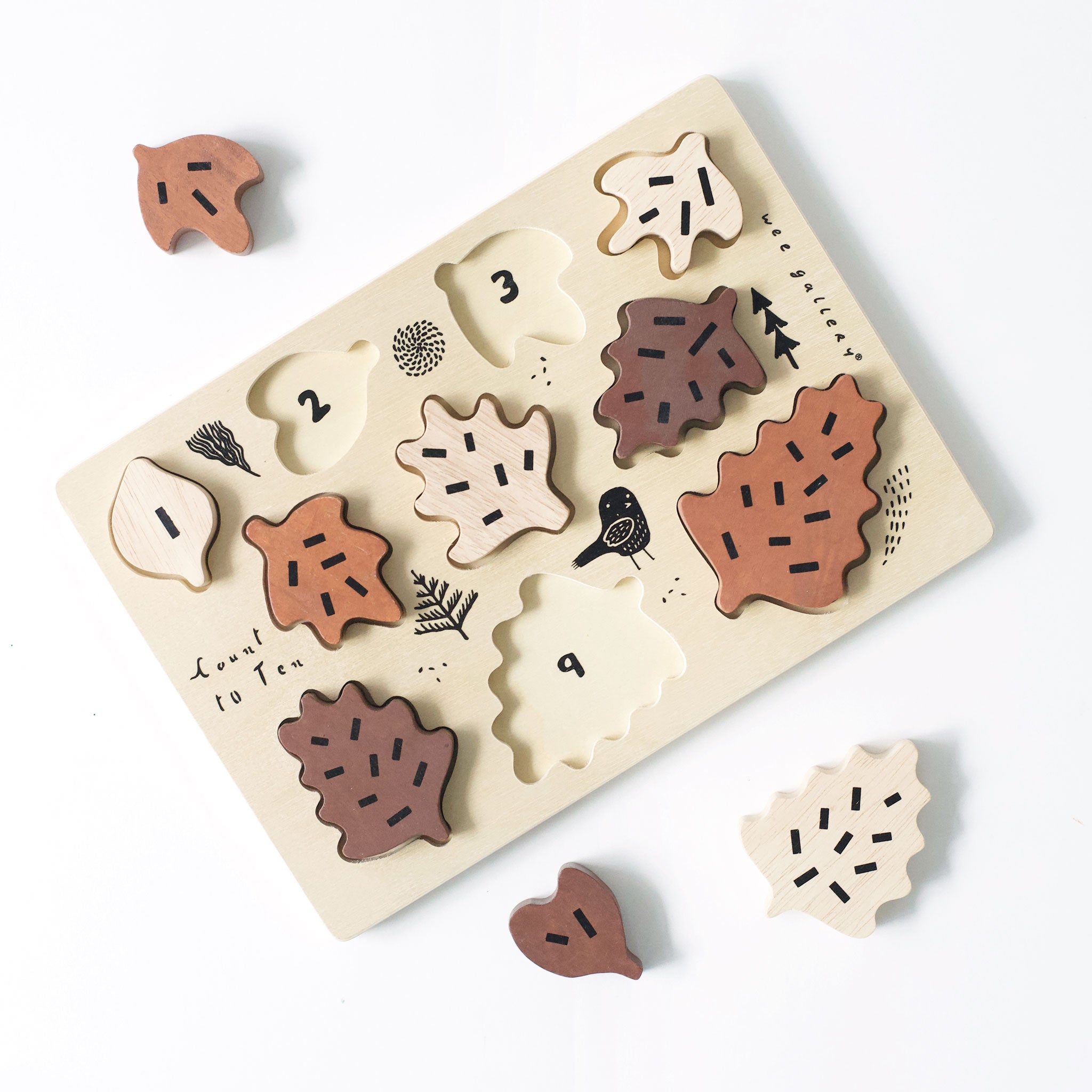 Wooden Tray Puzzle - Count To 10 Leaves