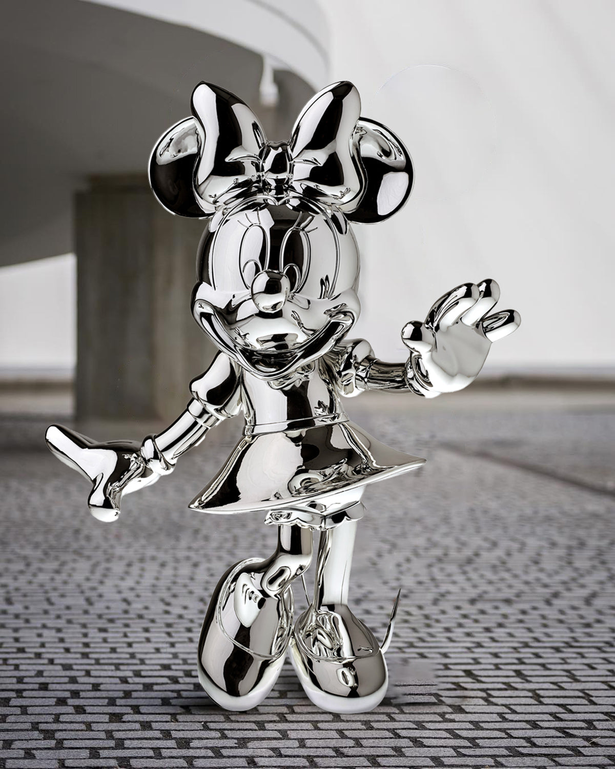 Minnie Mouse Welcome Silver 12in
