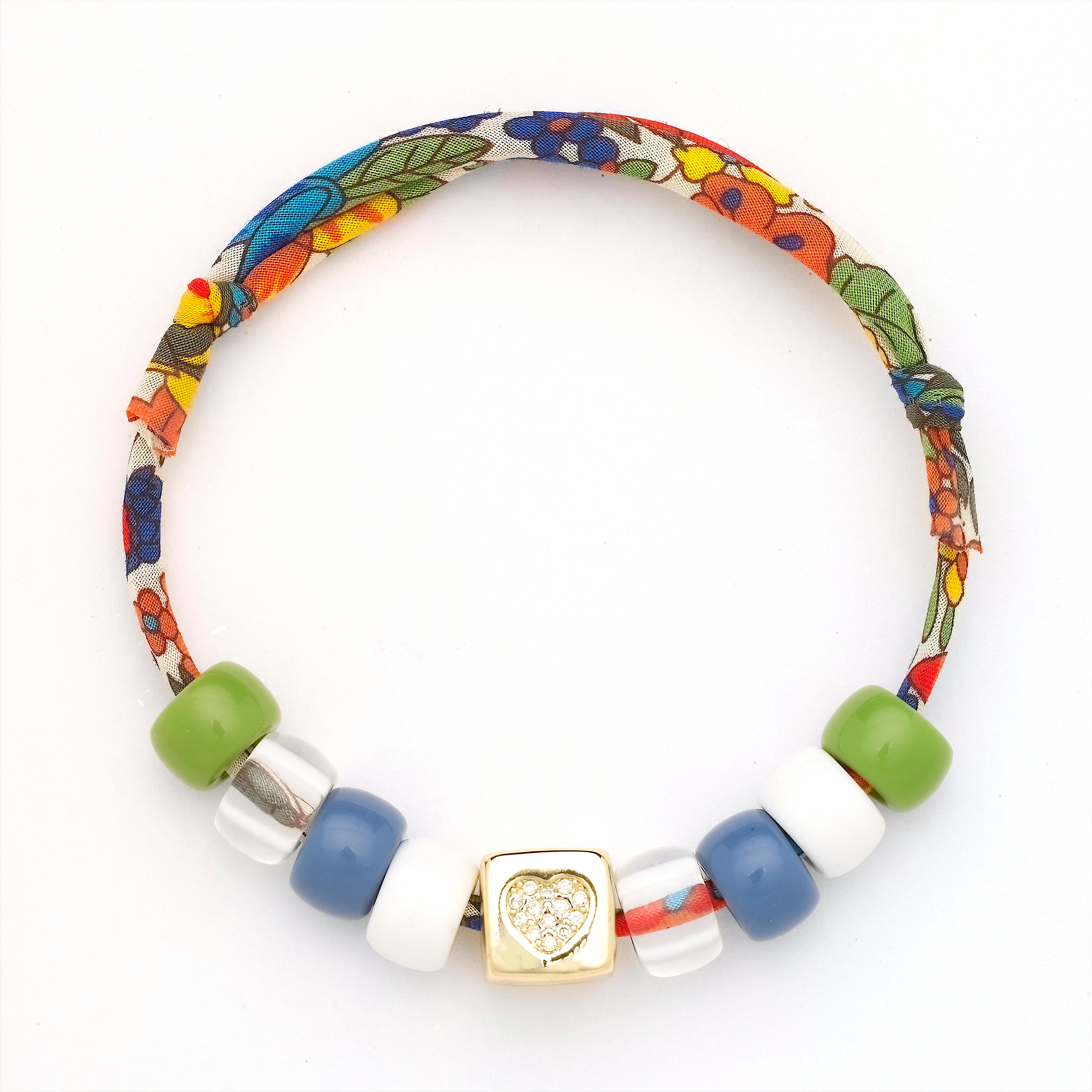 Le Catch X Oiya: Liberty Gold Heart Charm Bracelet