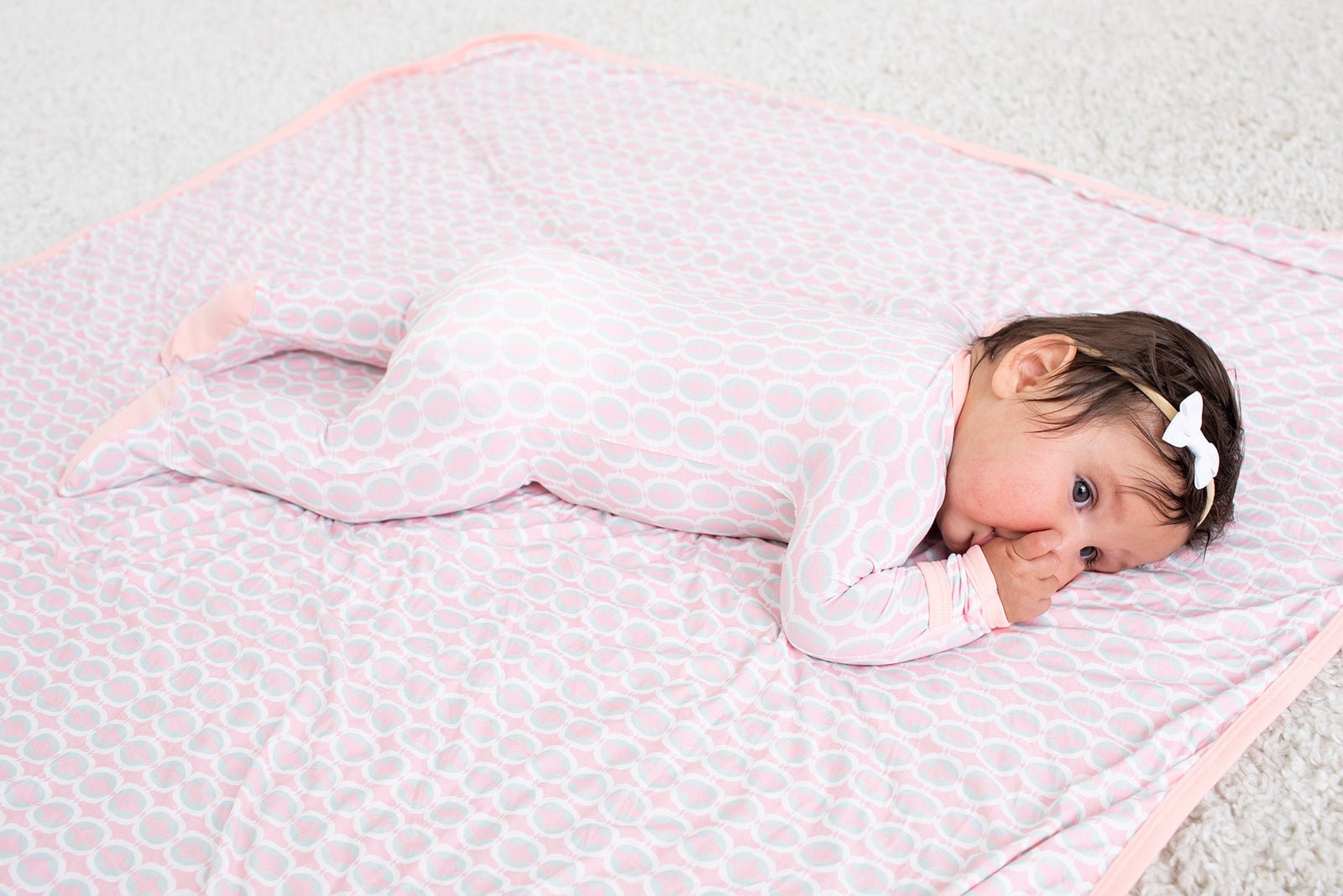 Lemonade Clouds Footie