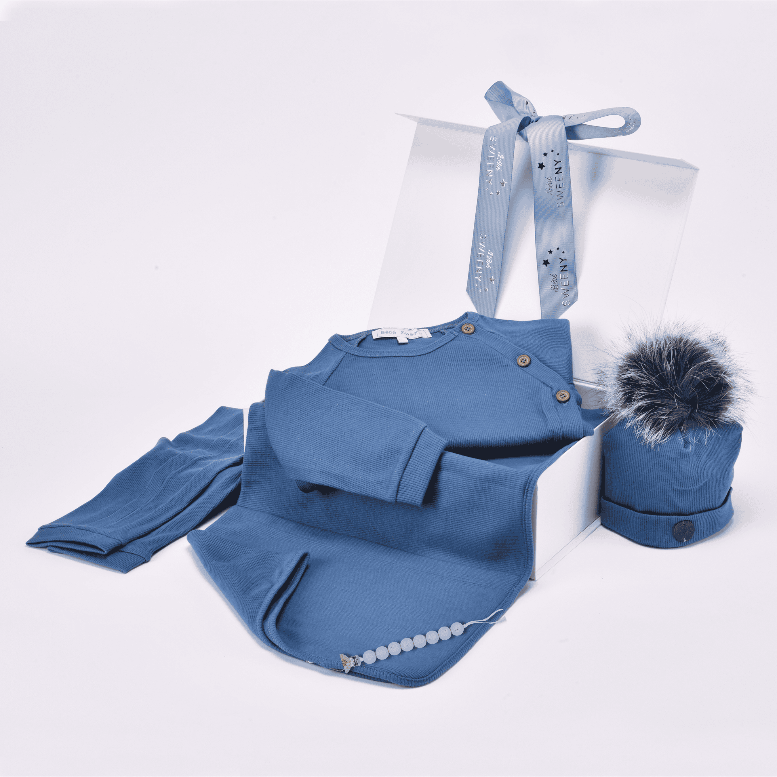 Lenny | Indigo Blue Personalised Baby Gift Set (5)