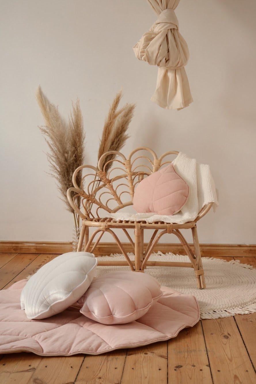 Linen Light Pink Leaf Pillow