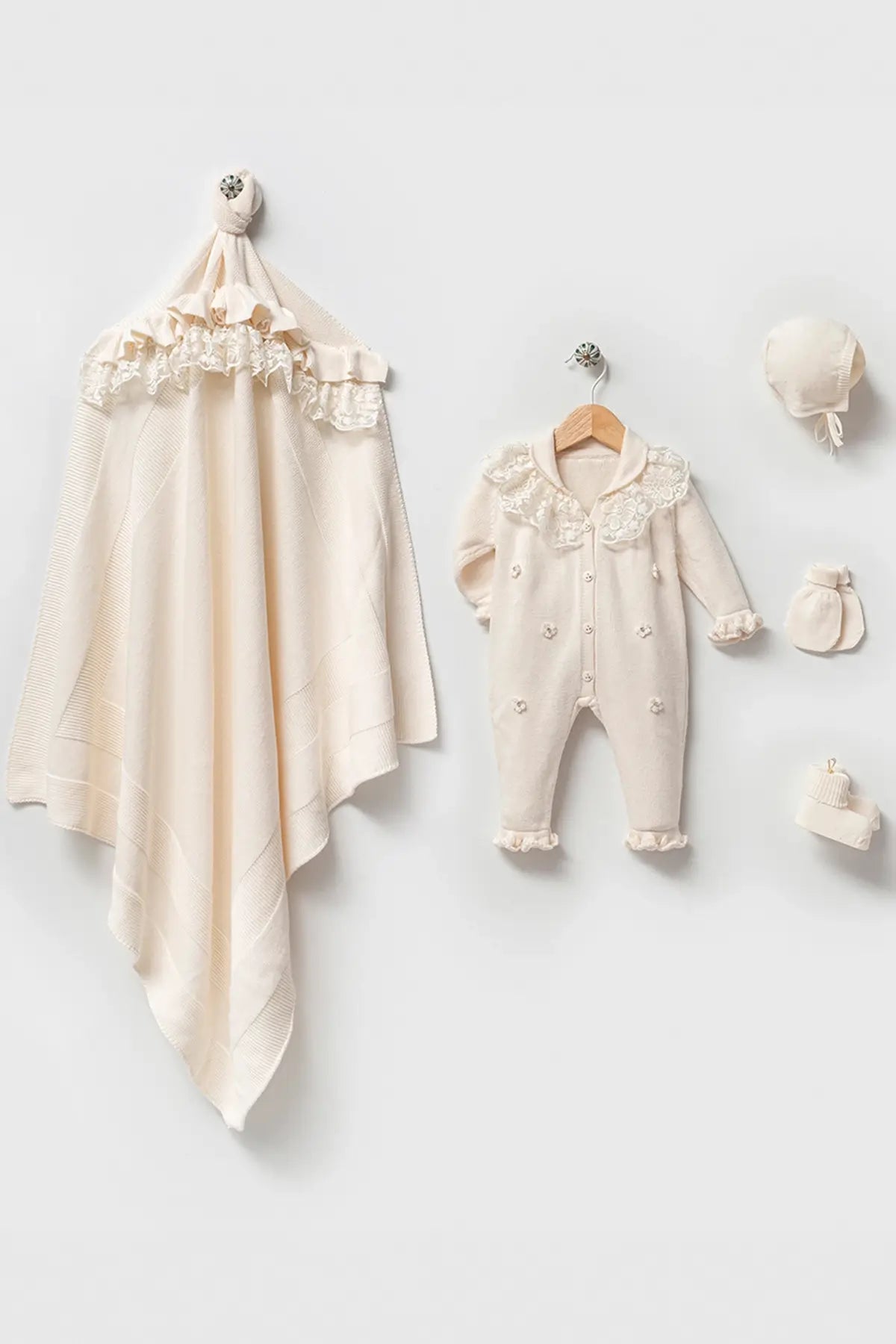 Lily Cream Newborn Knitwear Coming Home Set (5 Pcs)