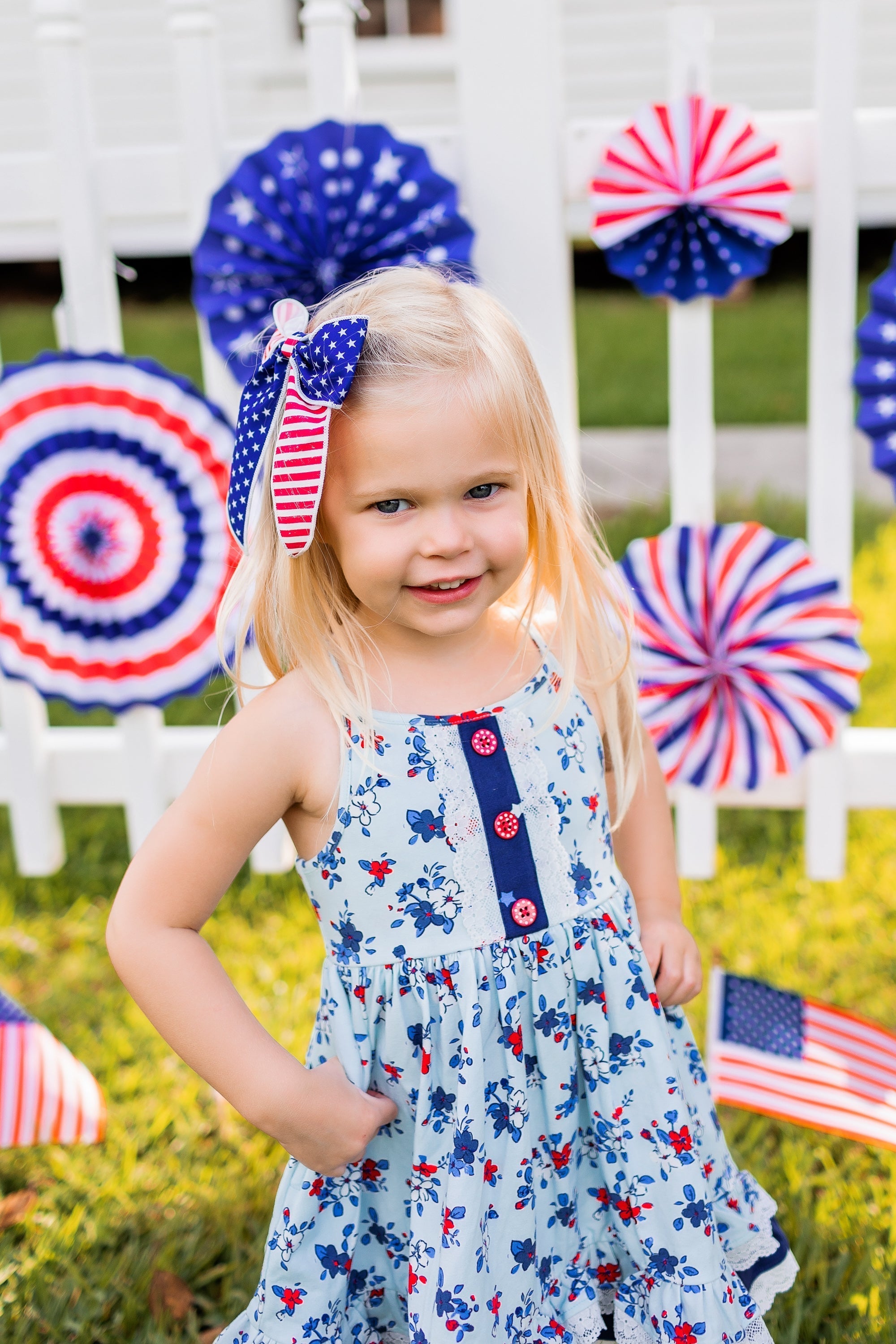 Patriotic Little Love Bug Bows