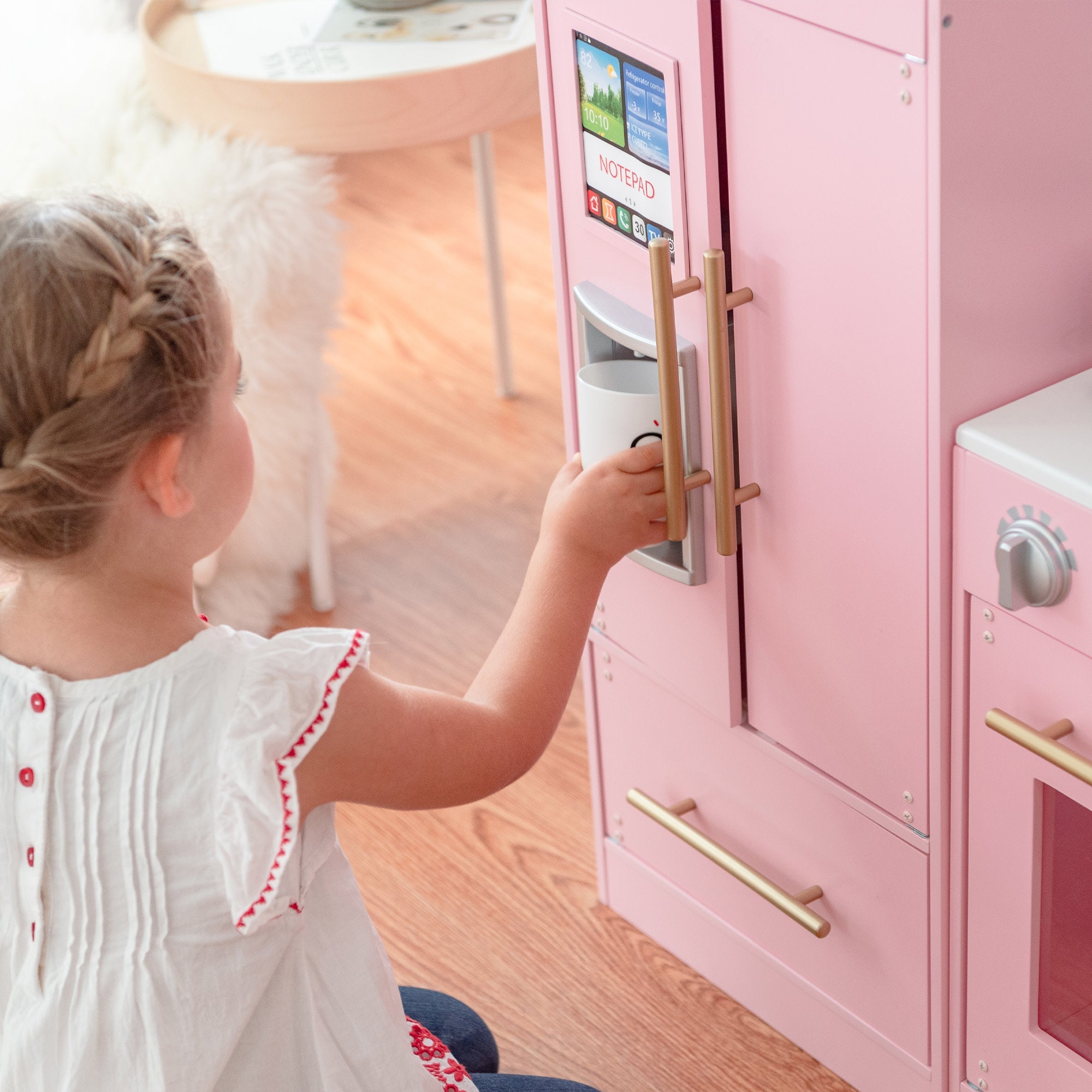 Little Chef Charlotte Play Kitchen & Refrigerator Set, Pink