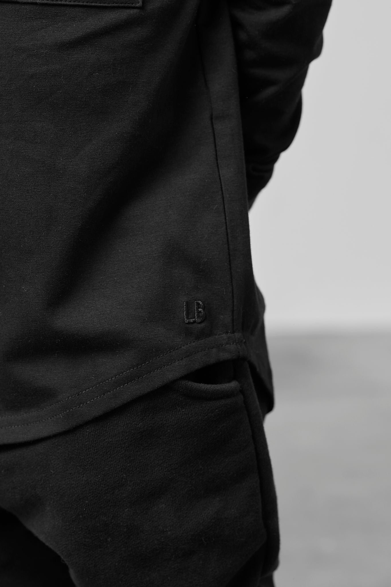 Long Sleeve Pocket Tee - Black