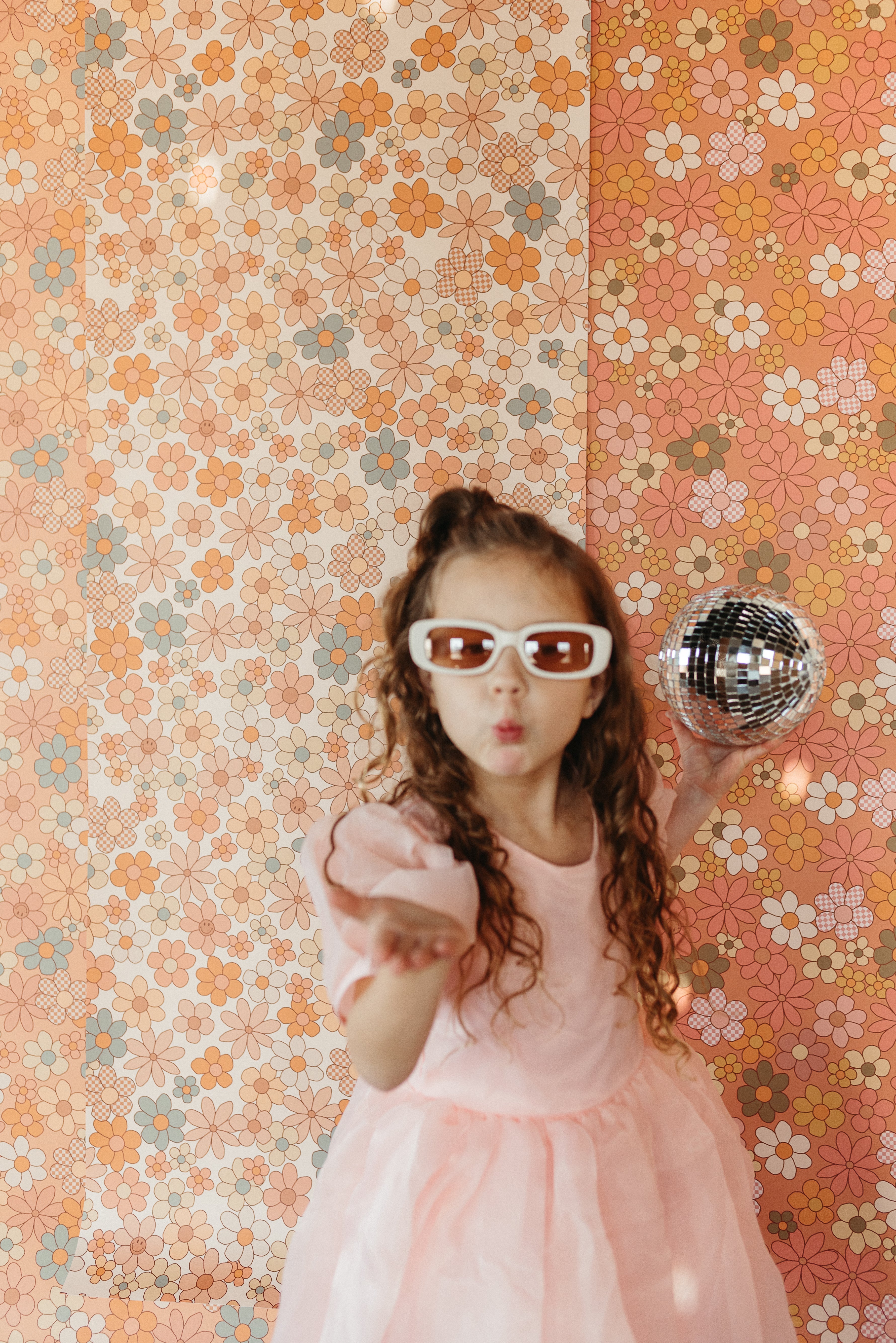 Quinny Wallpaper By Thread Mama