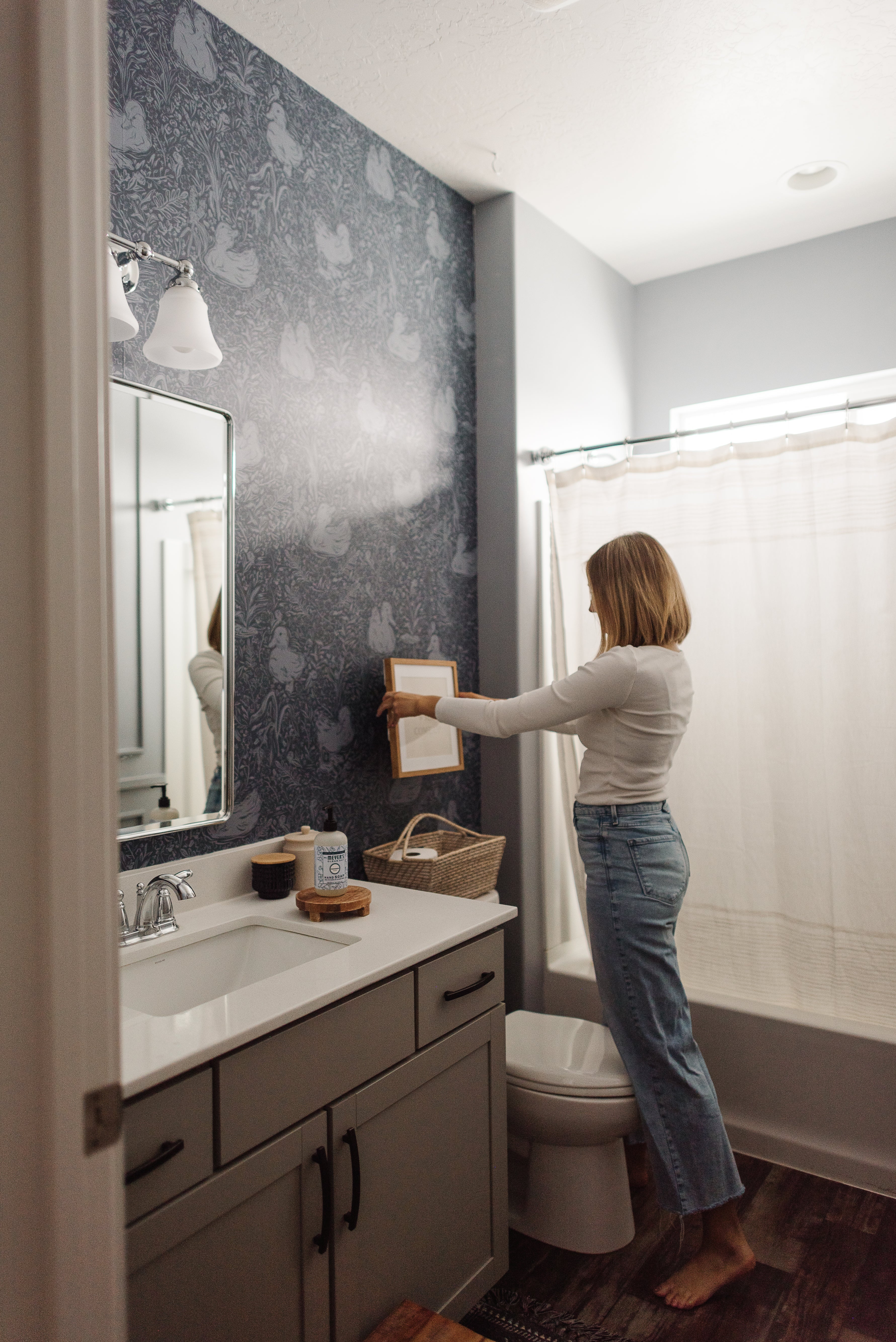 Hollingworth Wallpaper By Aubrey Fairchild