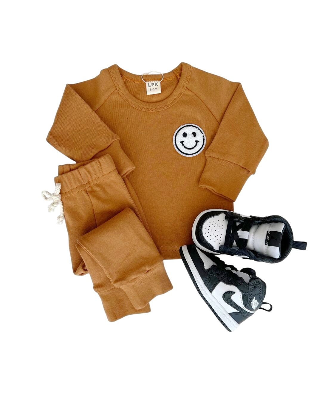 Lounge Set | Smiley Brown