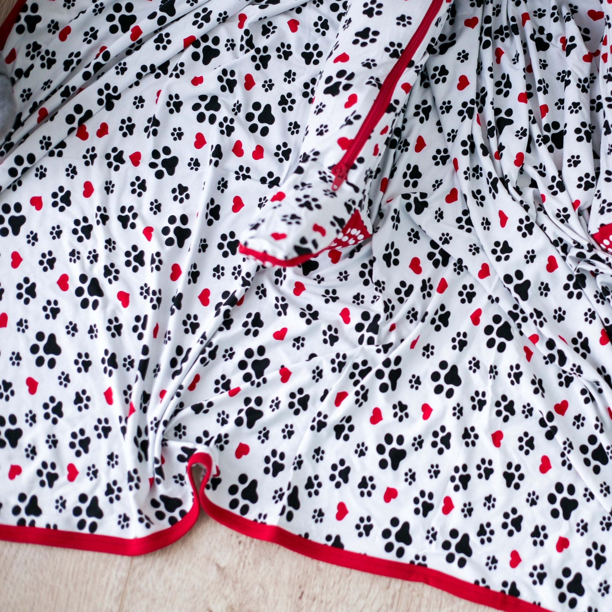 Lovepup Swaddle