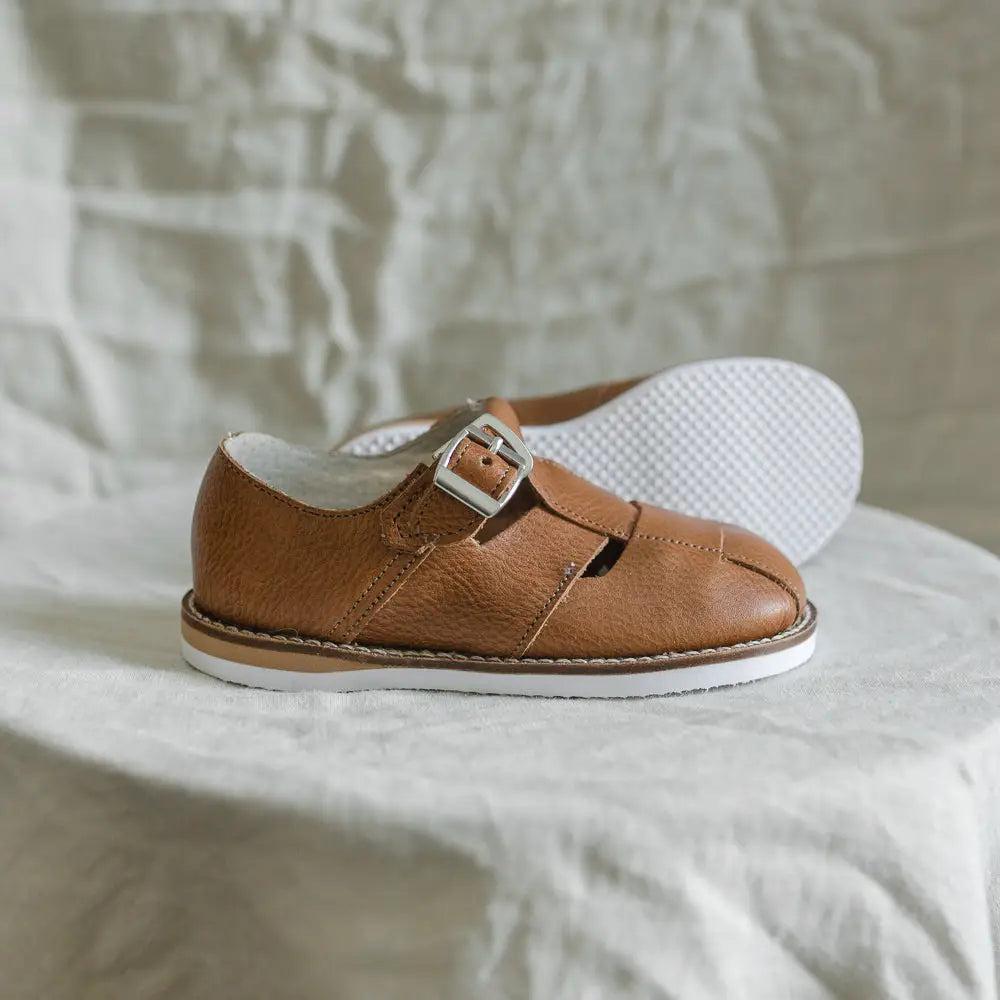 Lucy T-strap - Cognac