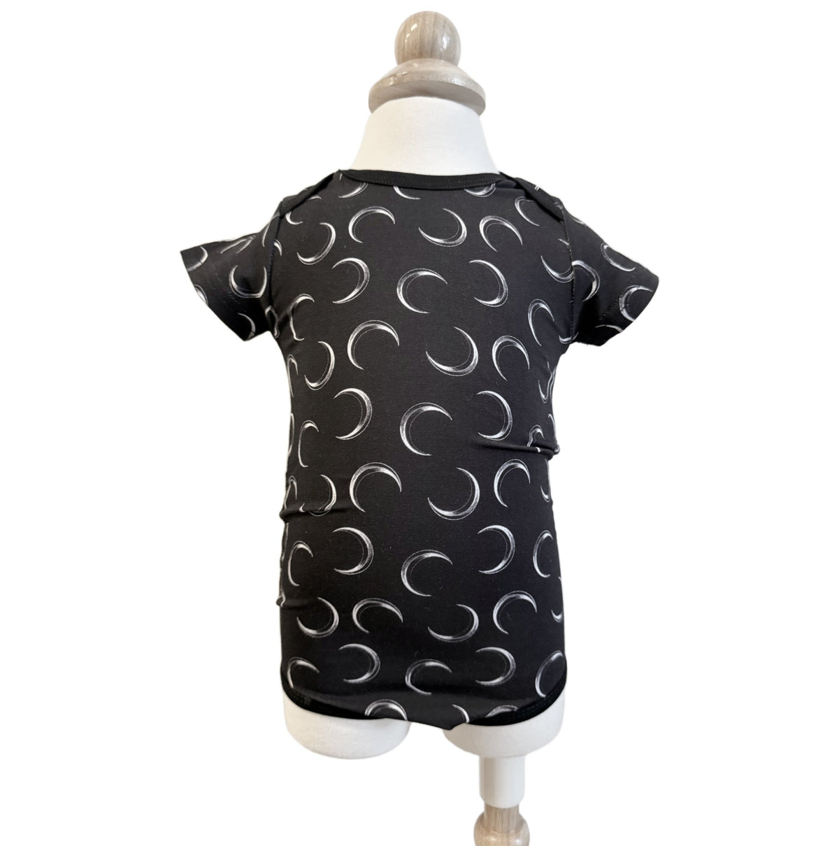 Lune Bebe Onesie (babies/toddlers)