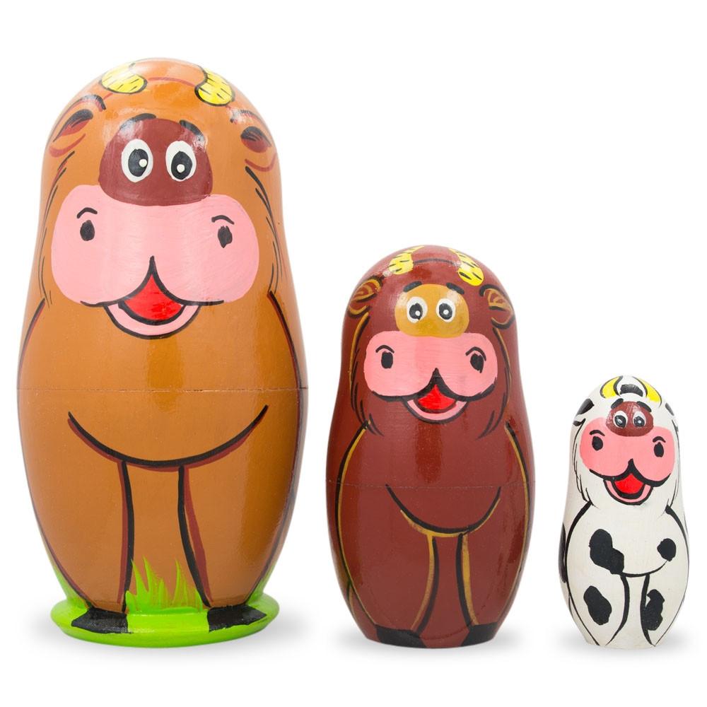 Set Of 3 Cows Wooden Nesting Dolls 4.25 Inches