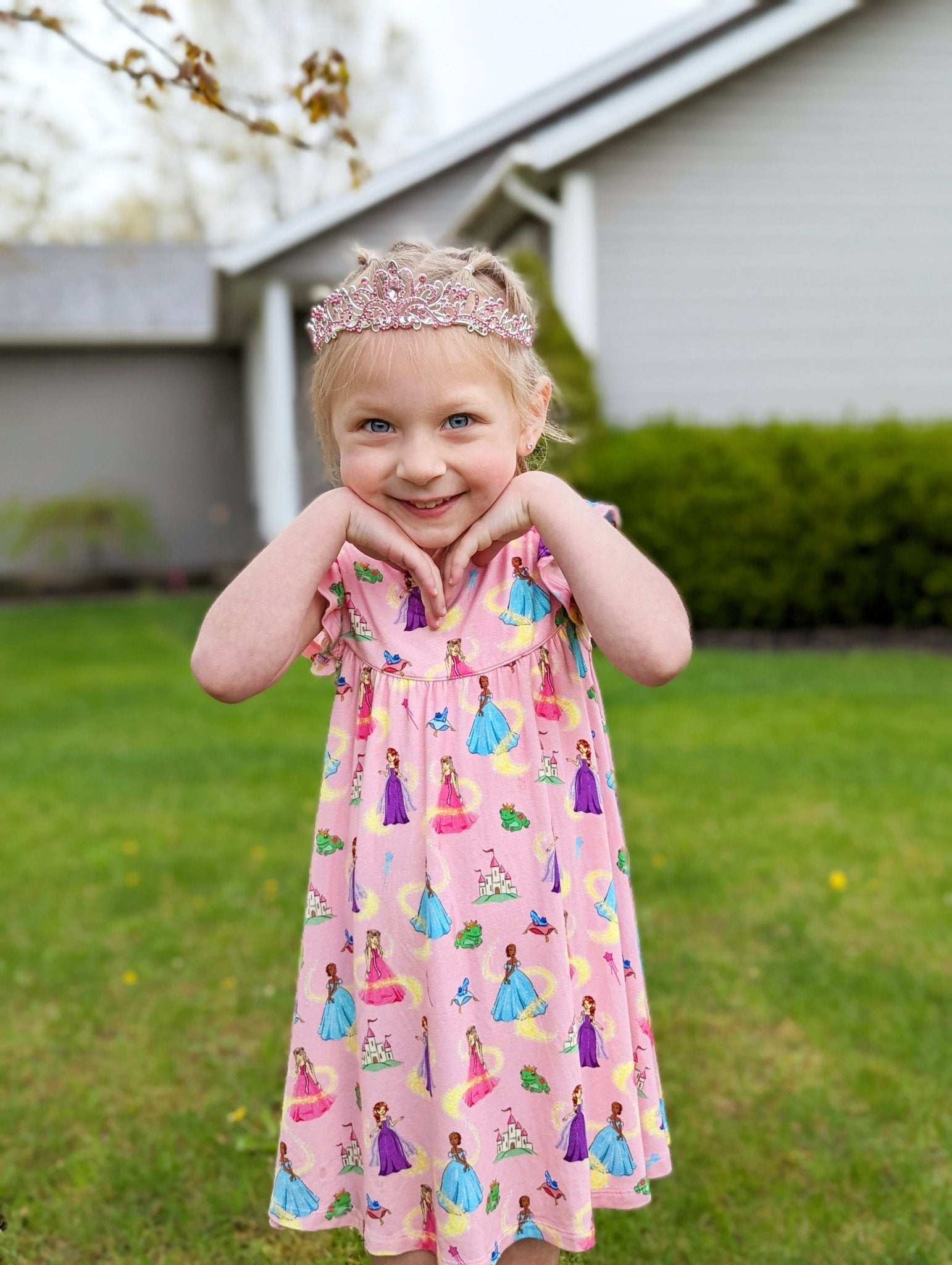 Make Your Own Magic Princesses Twirling Dress (2t-6y)