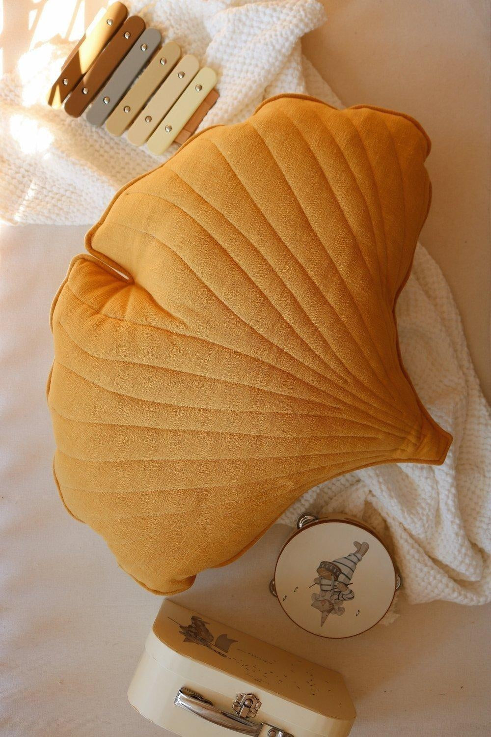 Linen Mango Ginkgo Leaf Pillow