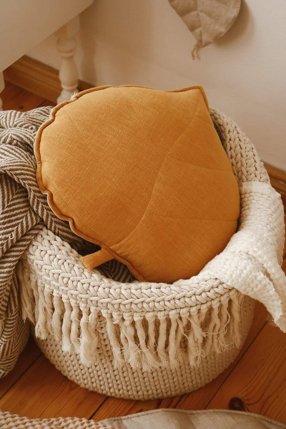 Linen Mango Leaf Pillow