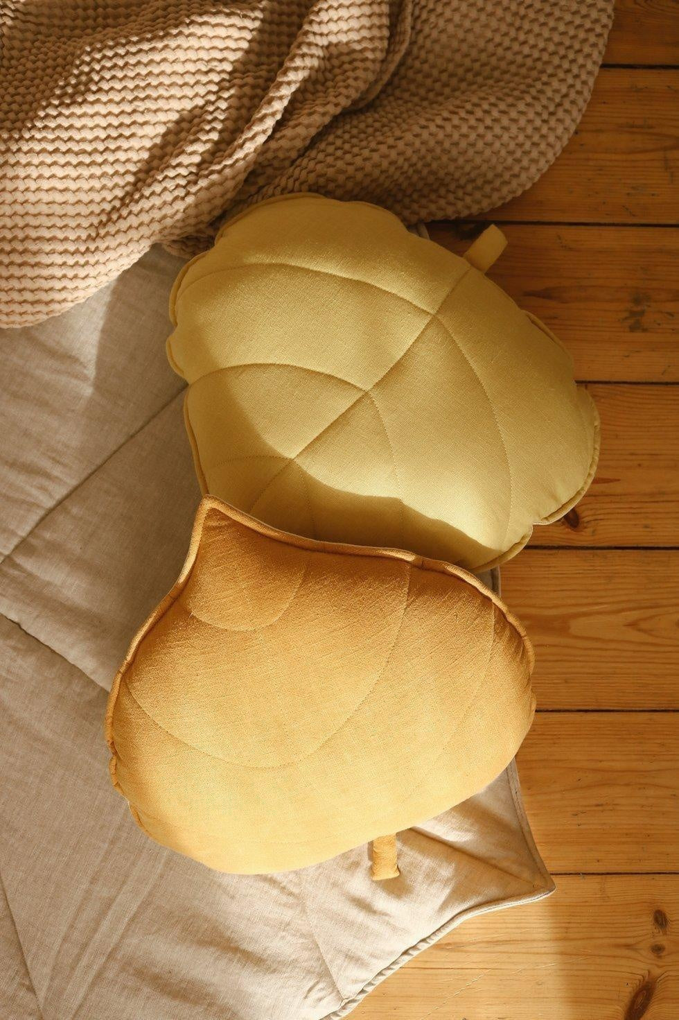 Linen Mango Leaf Pillow