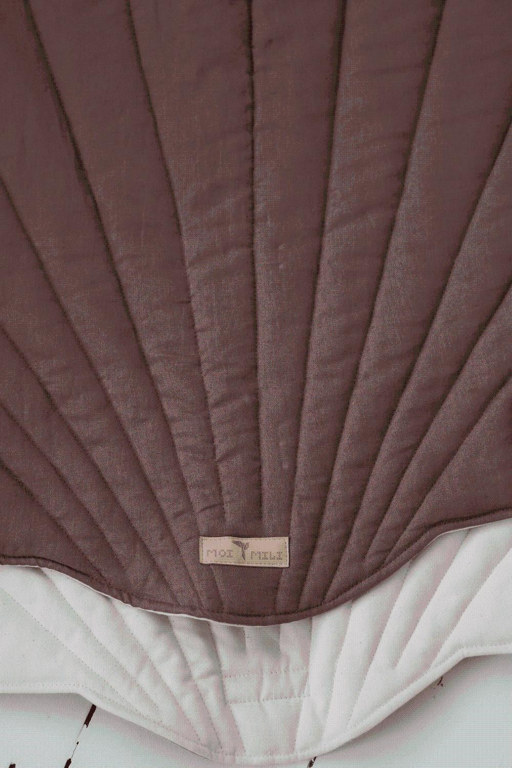 Linen Marsala Shell Mat