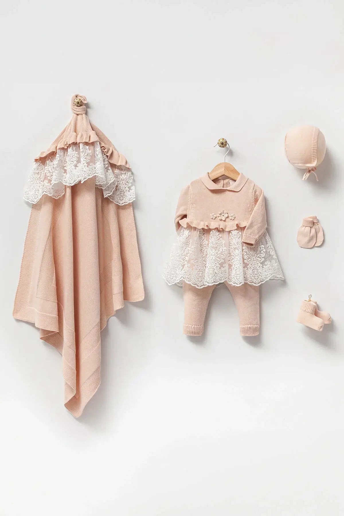 May Knitwear Newborn Coming Home Set (5 Pcs)