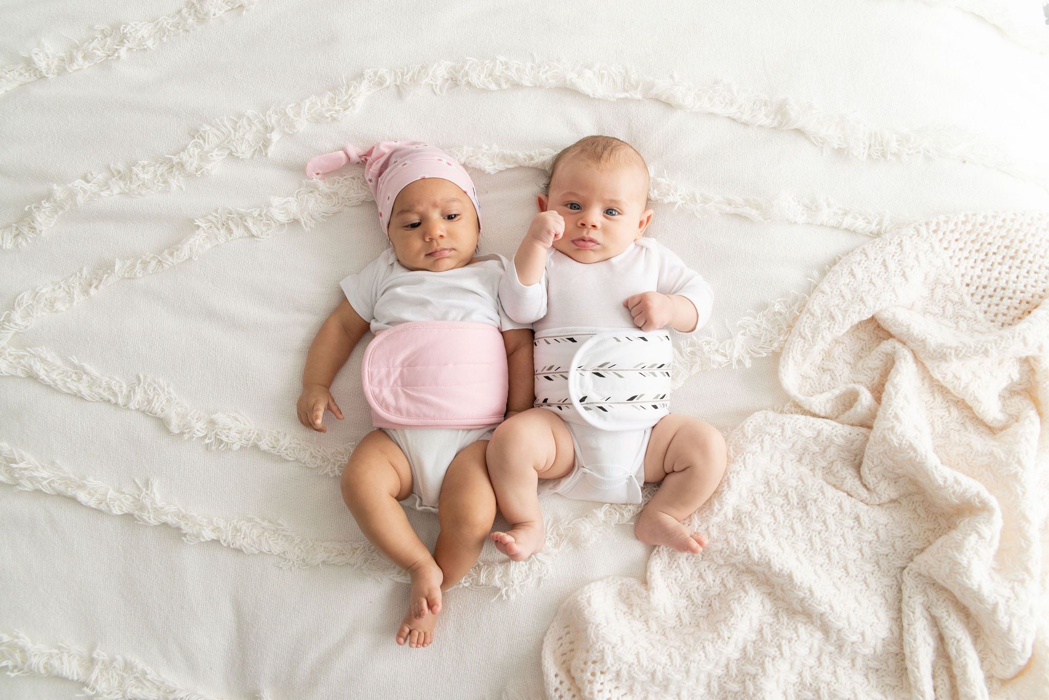 Colic & Gas Relief Baby Belly Band - Feathers