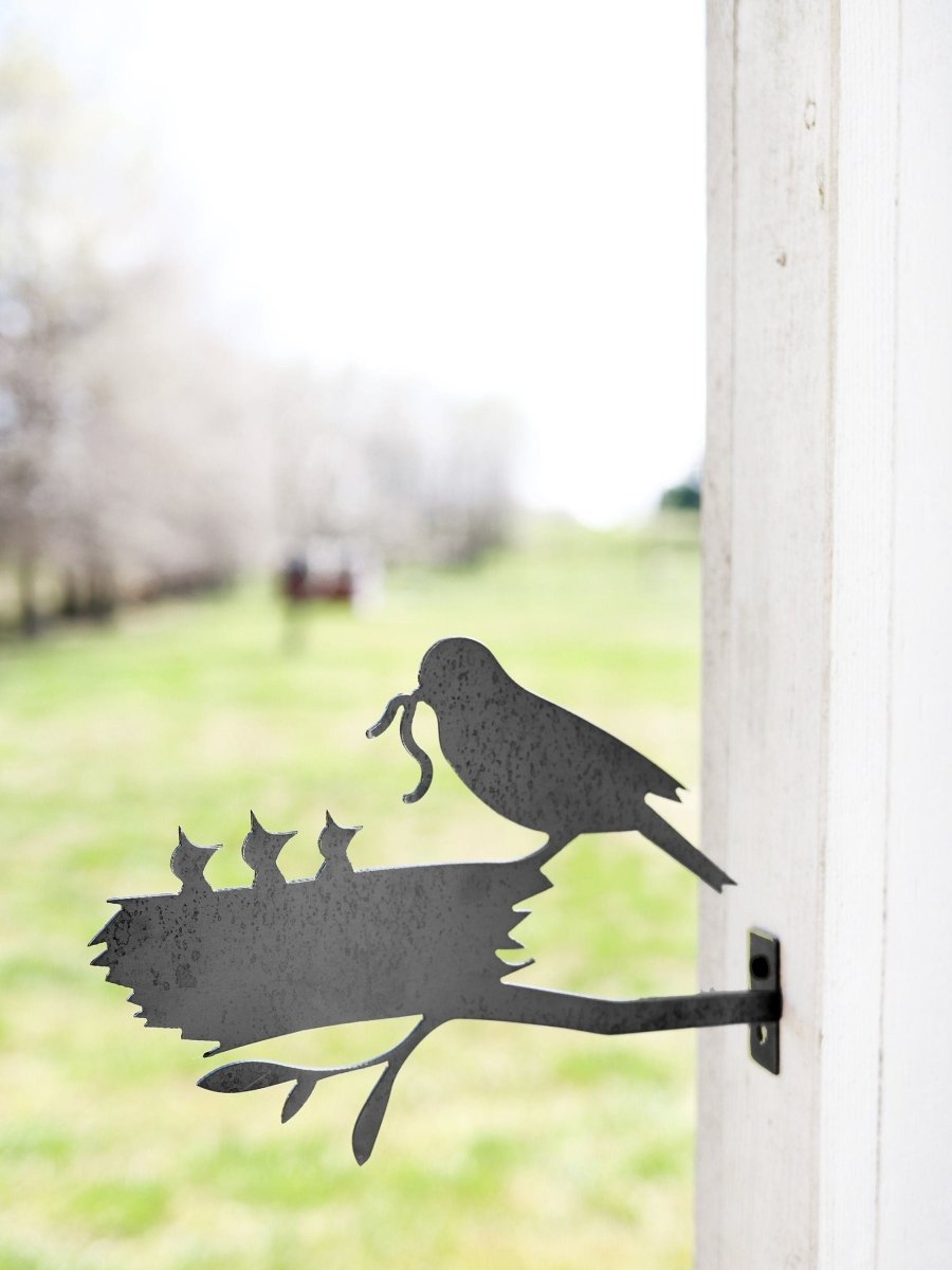 Metal Bird Statue - Mama And Baby Birds Statue