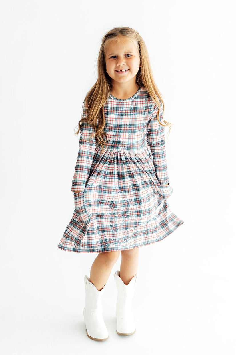 Christmas Plaid L/s Pocket Twirl Dress