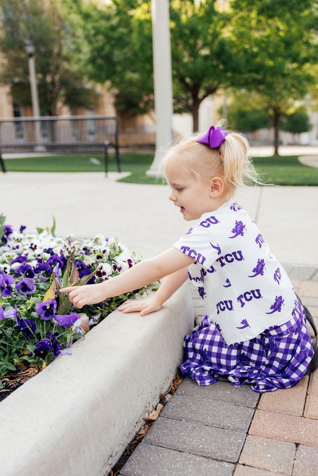 Tcu White Frog Ruffle Pocket Tee