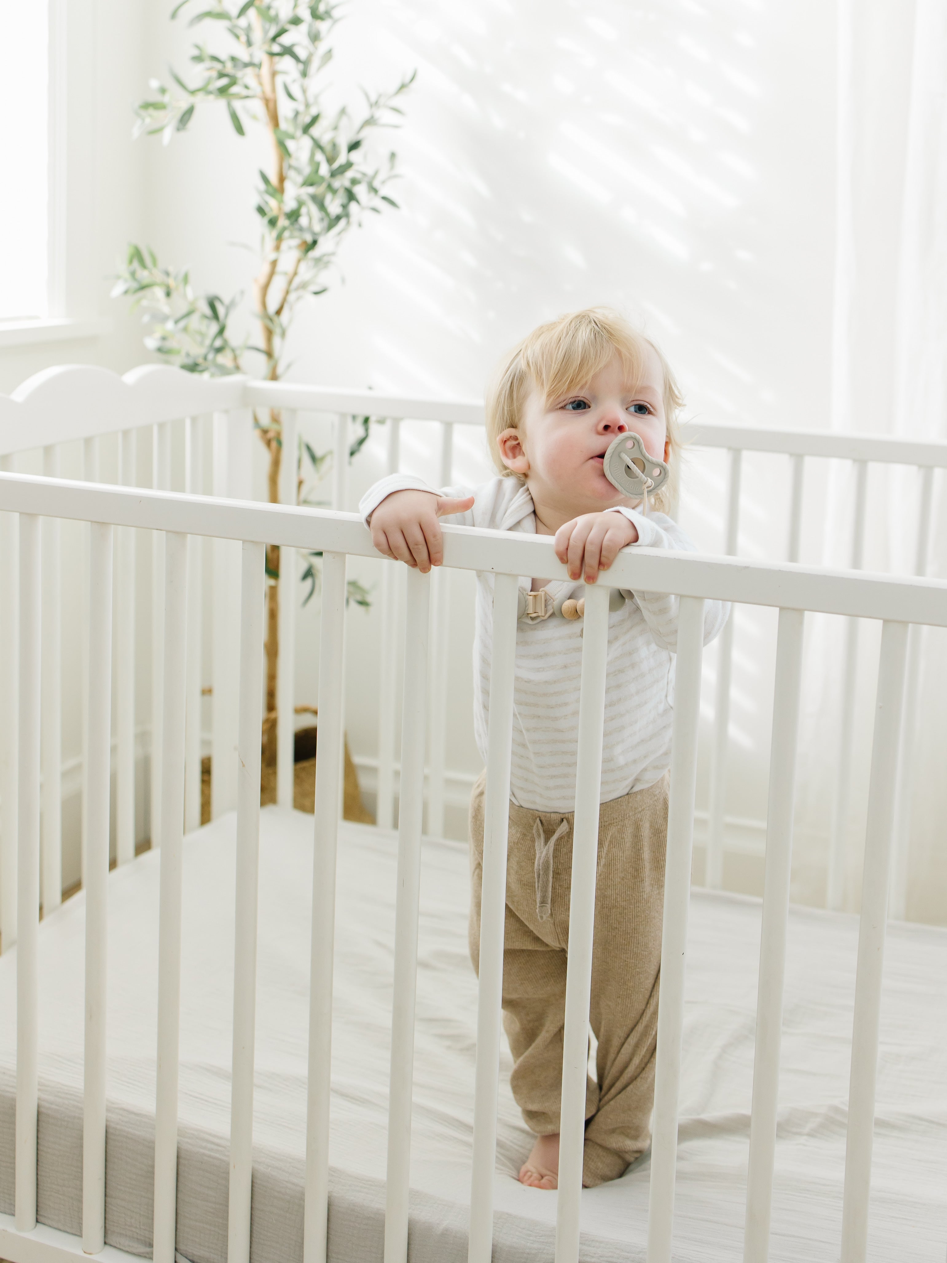 Round Shape Silicone Pacifiers (set Of 2)