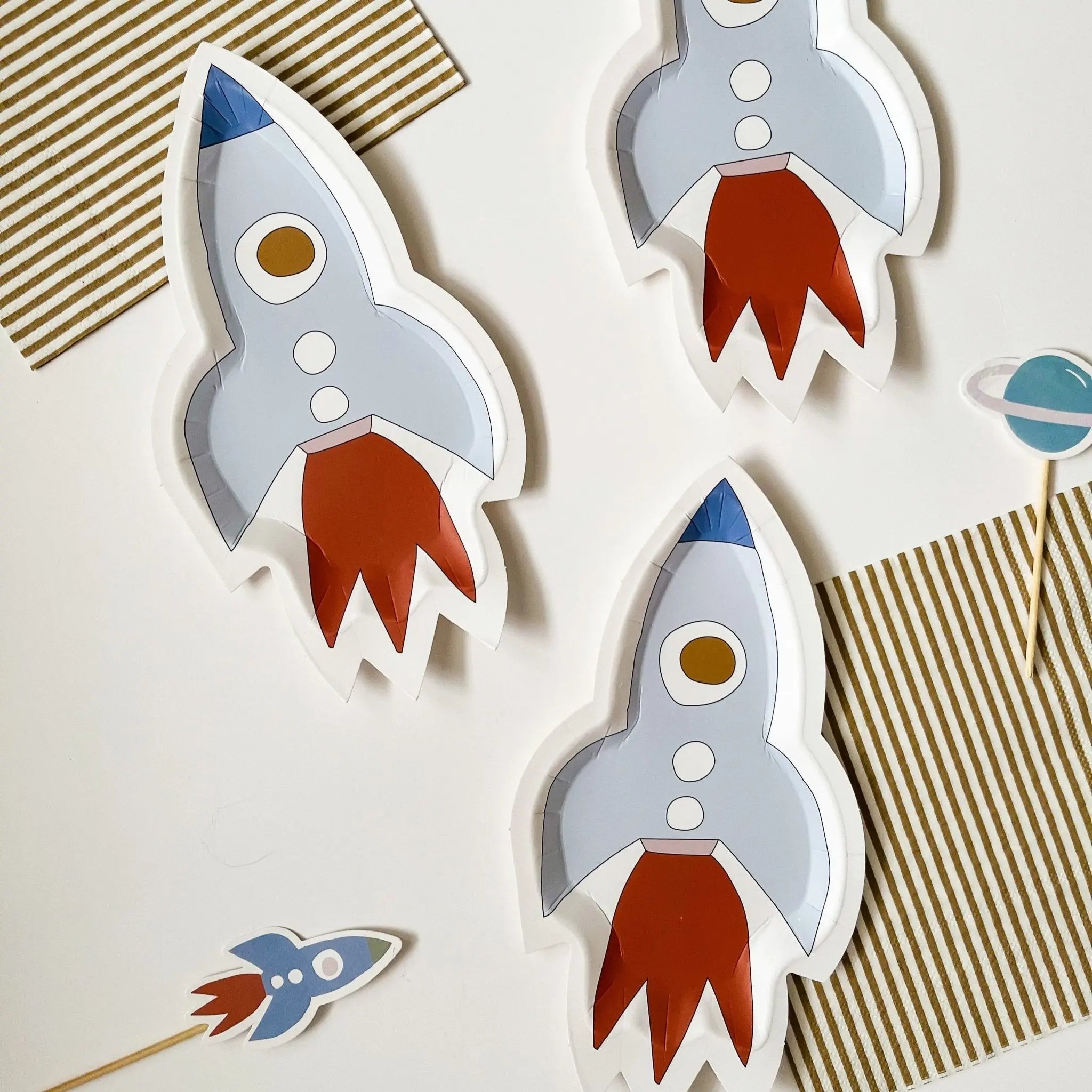 Mini Rocketship Snack Plate (set Of 8)