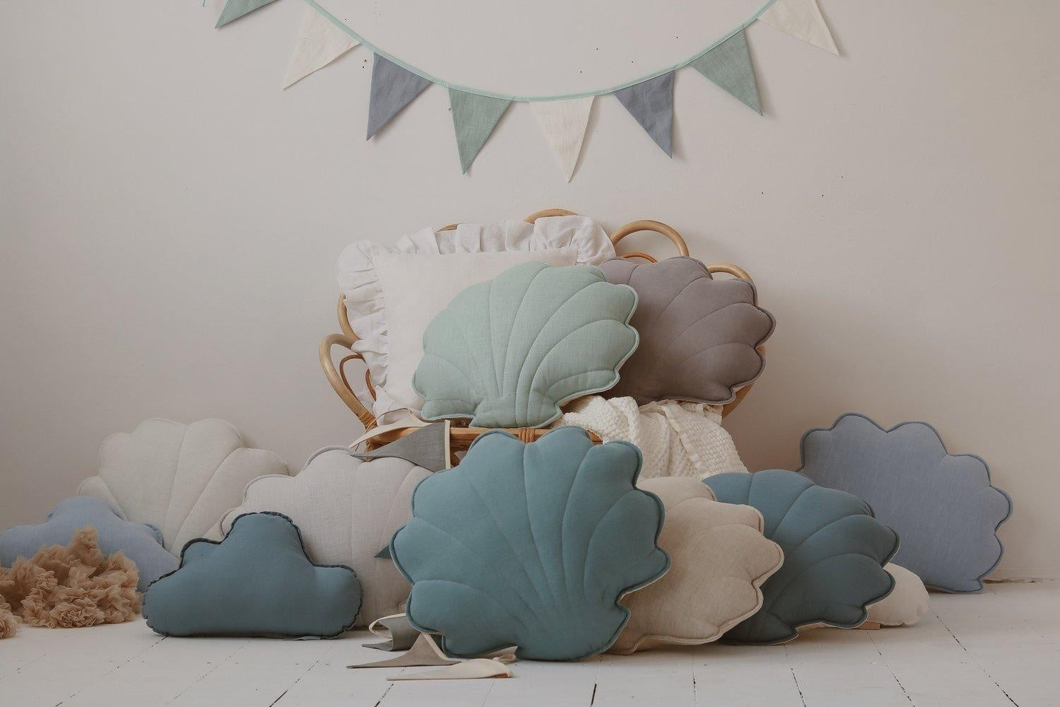 Linen Mint Shell Pillow