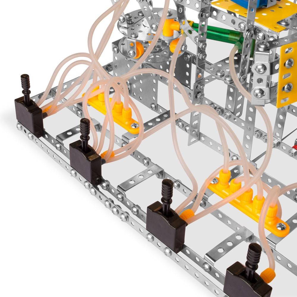 Functioning Crane Claw With Air Pressure Construction Model Kit (907 Pieces)