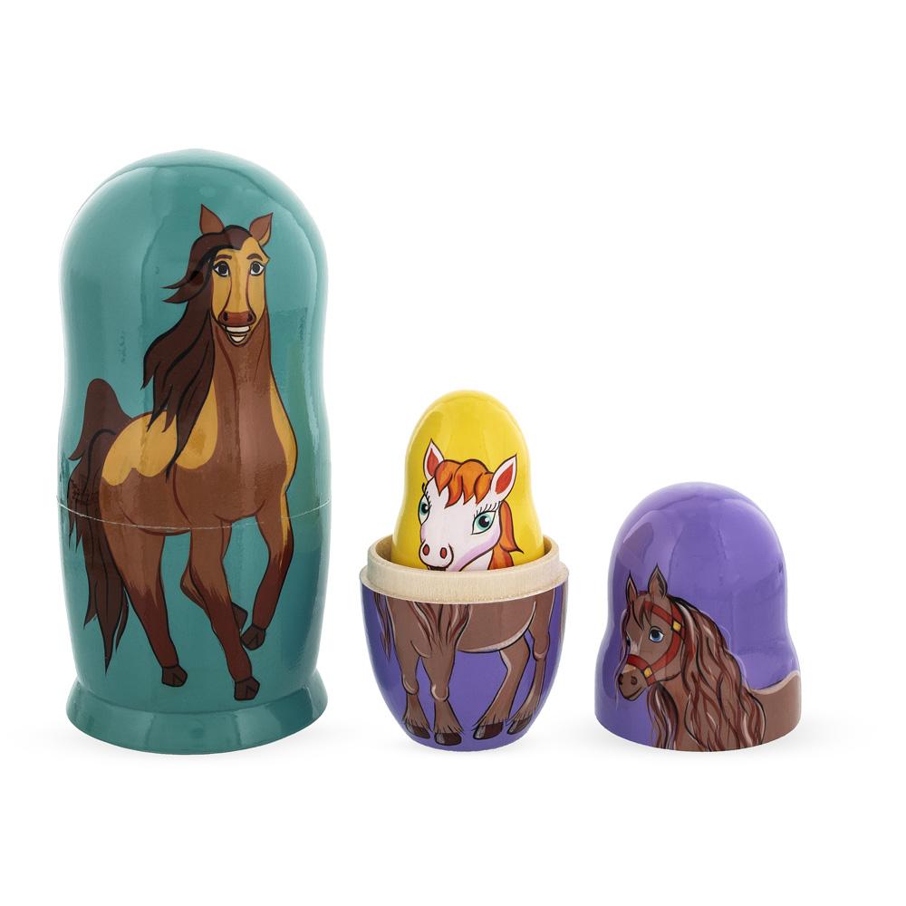 Set Of 5 Horses Wooden Nesting Dolls 6 Inches