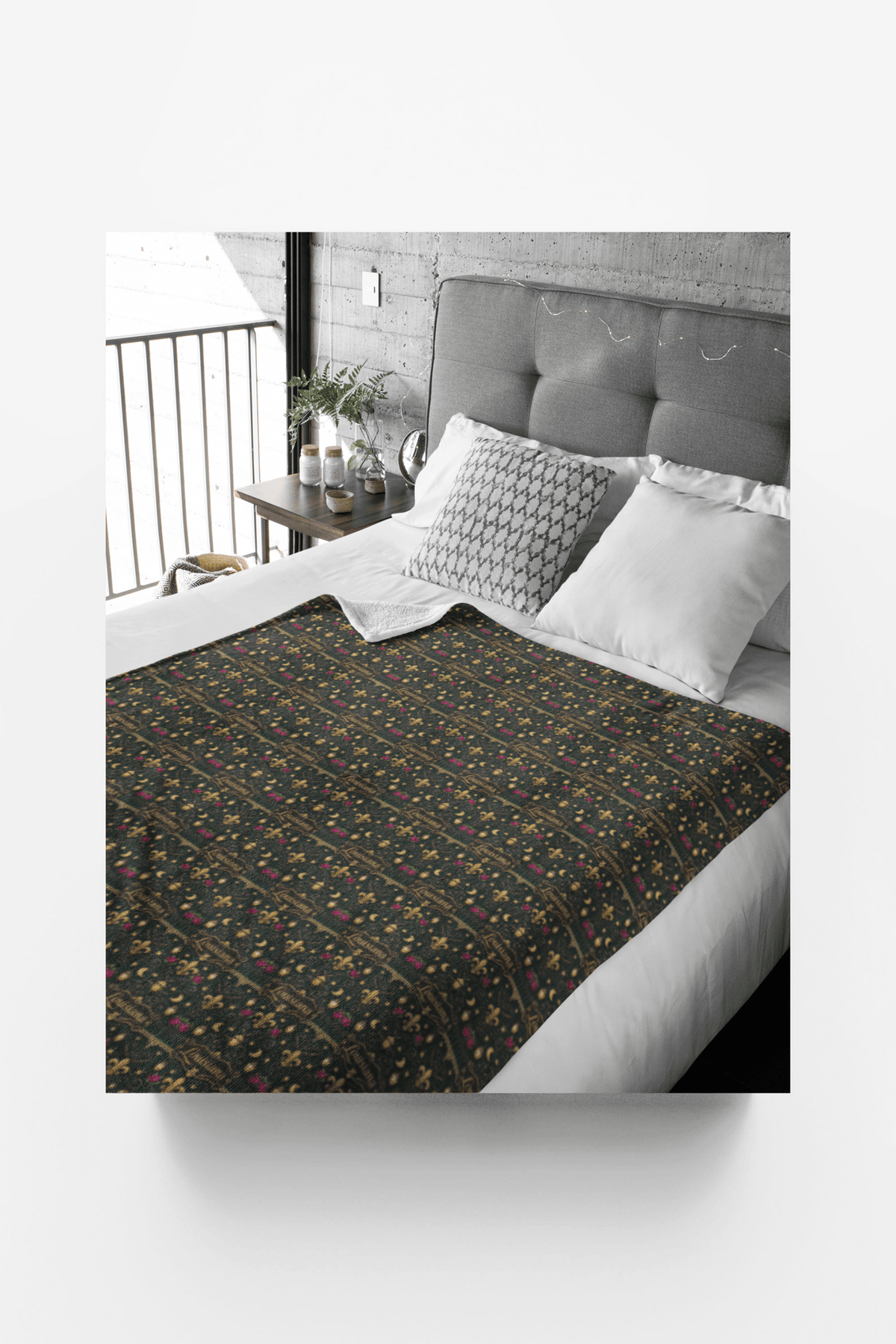 Louisiana French Quarter Flourish Sherpa Blanket