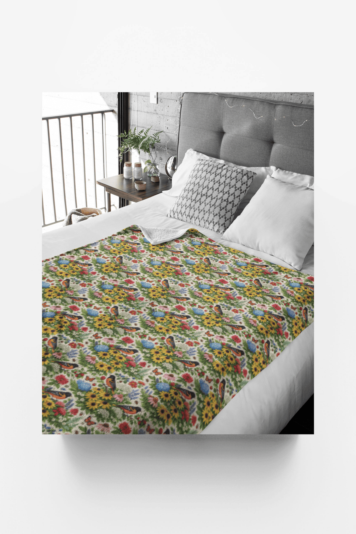 Maryland Flora & Fauna Sherpa Blanket