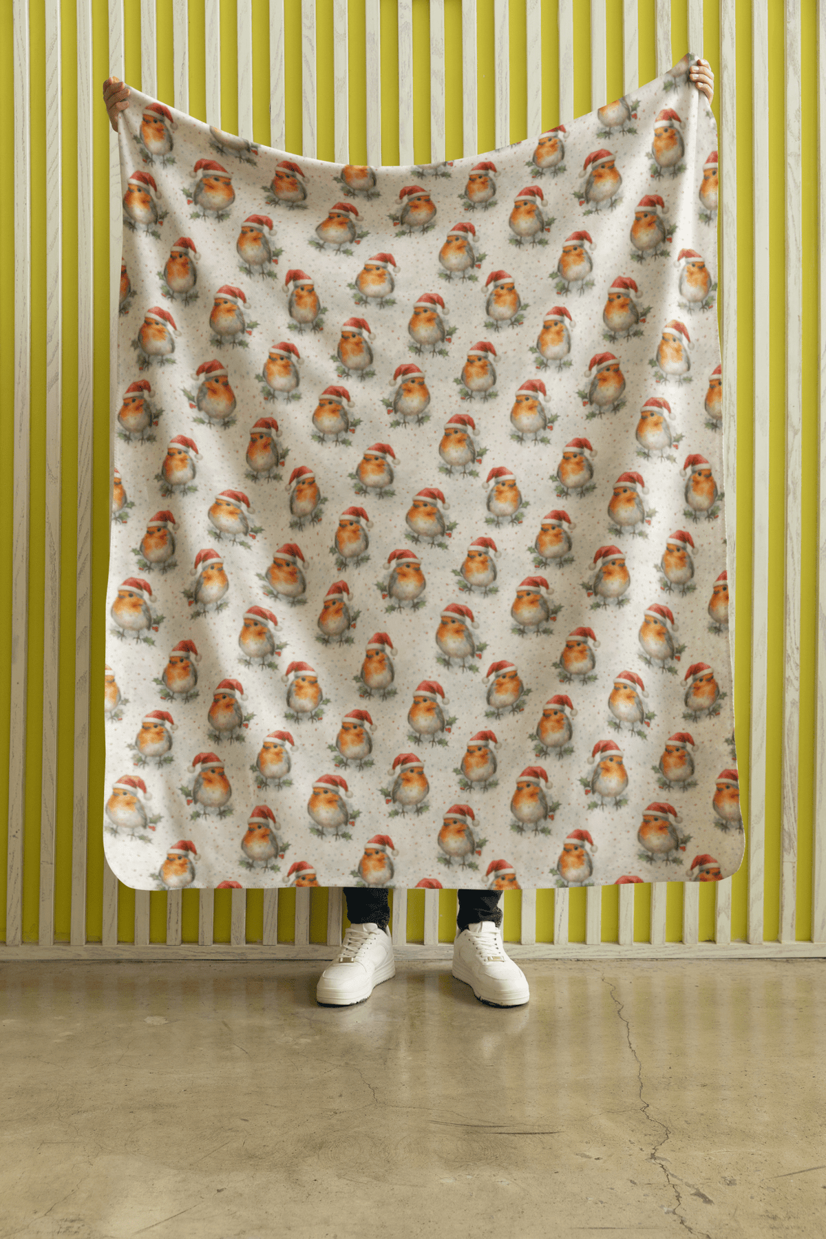 Winterberry Robins Sherpa Blanket