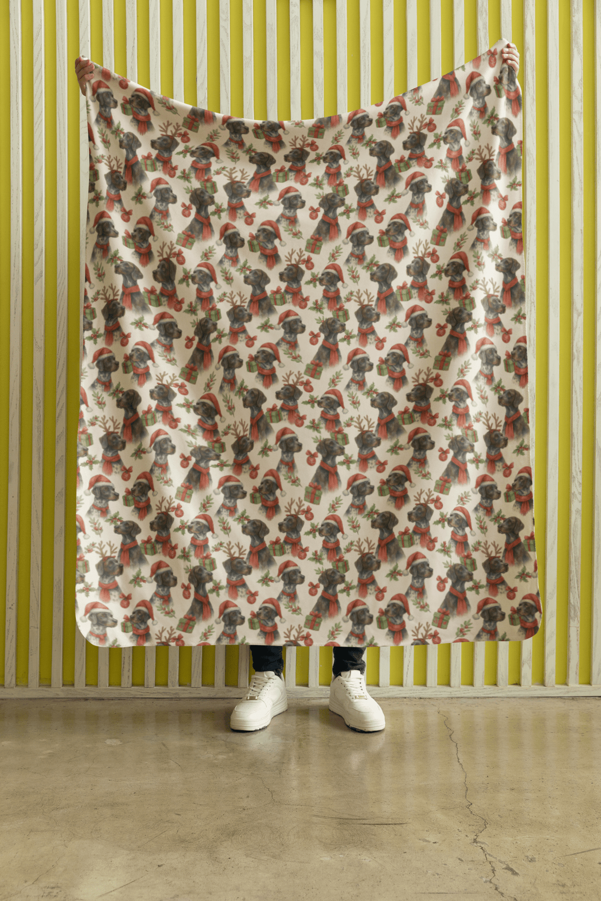 Mistletoe & Pointer Toes Sherpa Blanket