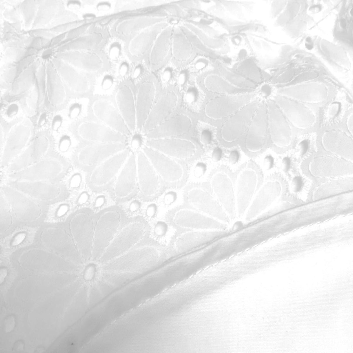 Bonnet In Modern Eyelet