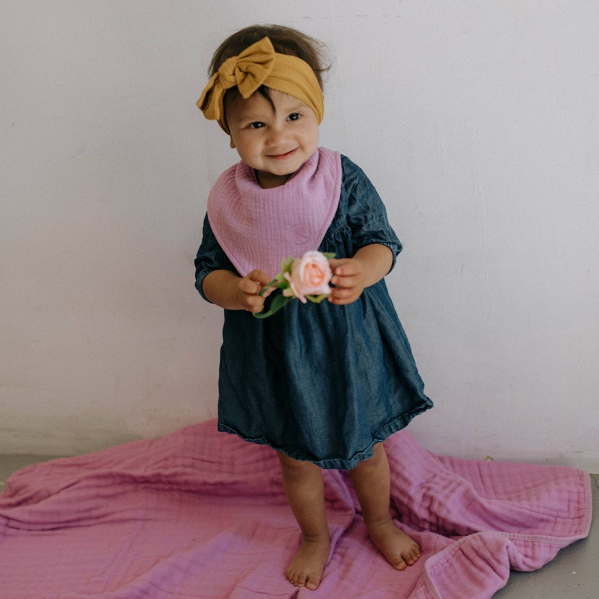 Rose Muslin Bandana Bibs Set (4-pack)