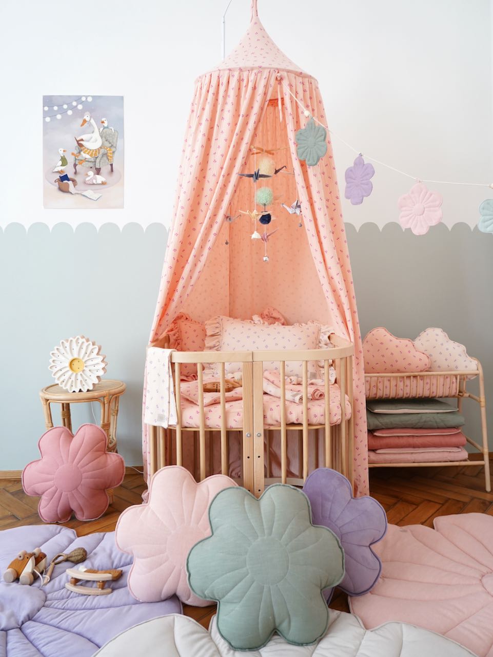 "pink Forget-me-not" Canopy