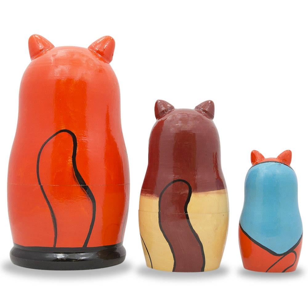 Set Of 3 Cats With Fish And Rod Wooden Nesting Dolls 5.5 Inches