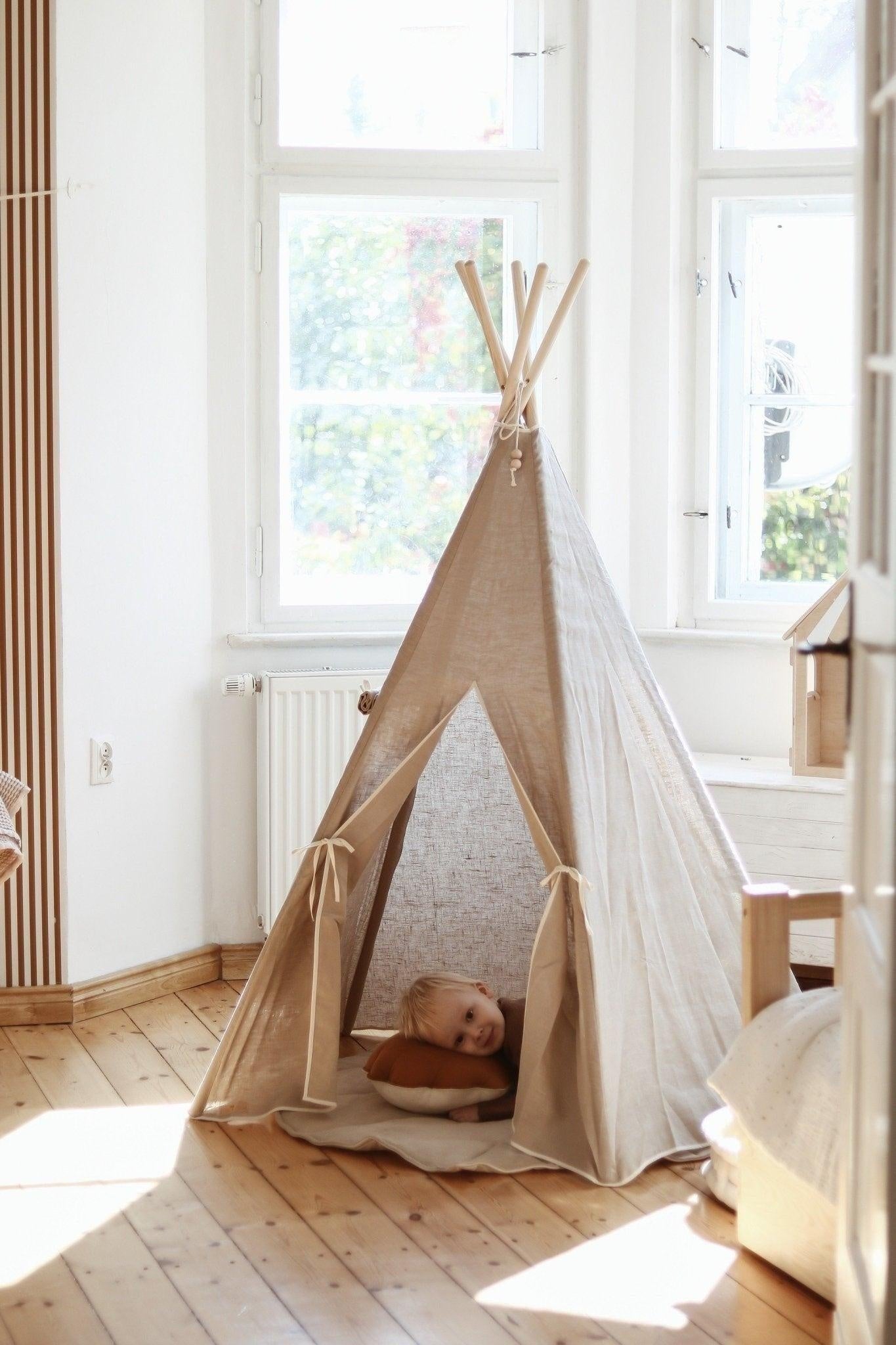 natural Linen Teepee Tent And White And Grey - Leaf Mat Set