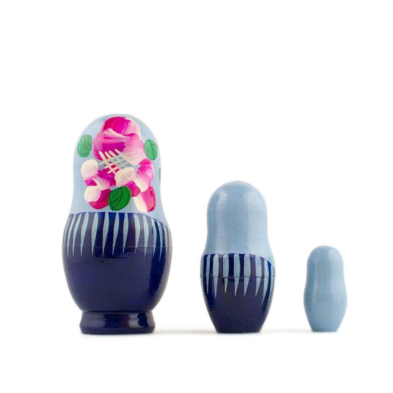 Set Of 3 Blue Dress Wooden  Nesting Dolls 3.5 Inches