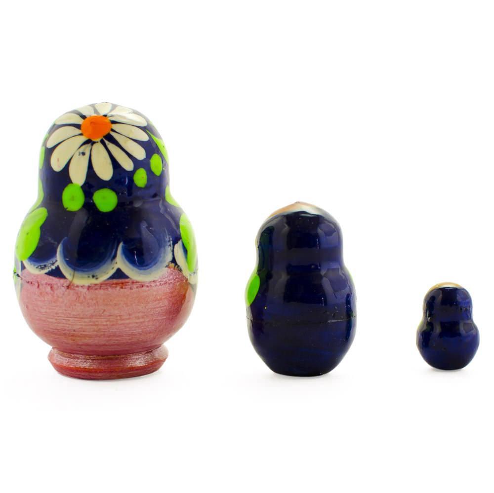 Set Of 3 Daisy Flowers Miniature Wooden Nesting Dolls 2 Inches