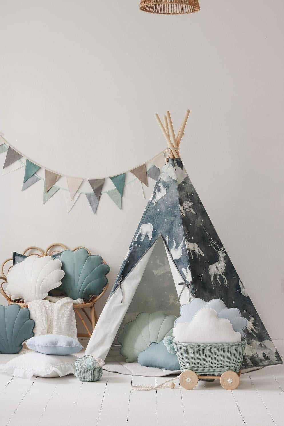 night Sky Teepee And White And Grey - Leaf Mat Set