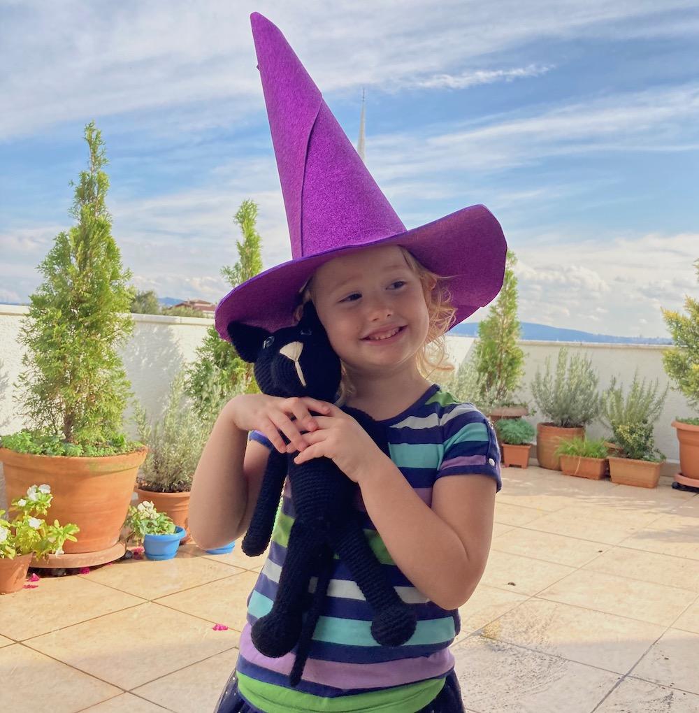 Oliver The Cat - Black