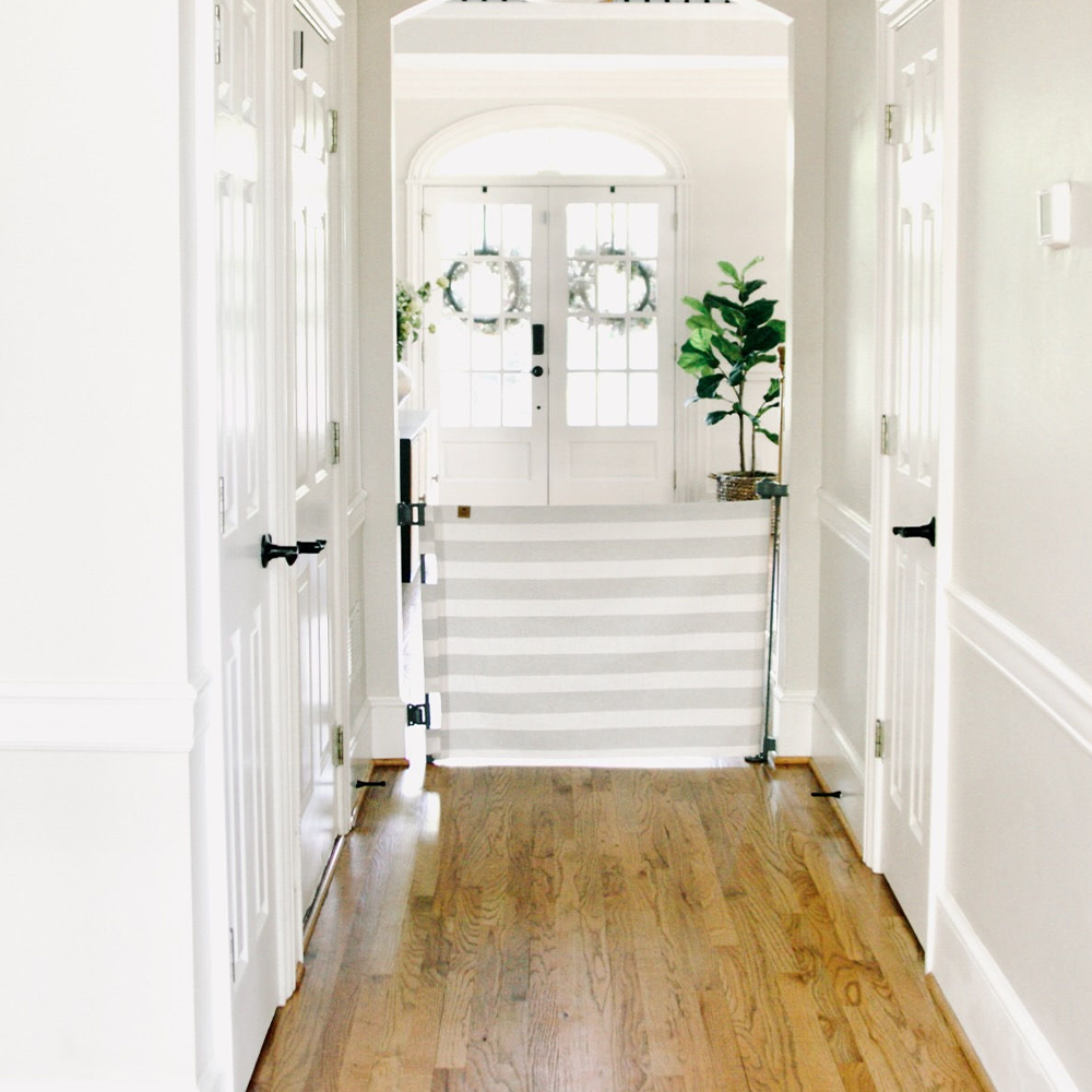 Crypton® Fabric Baby & Pet Safety Gate – Stylish, Stain-resistant, Pfas-free | Fit Openings From 27.6" To 55" Wide And Stand 33"