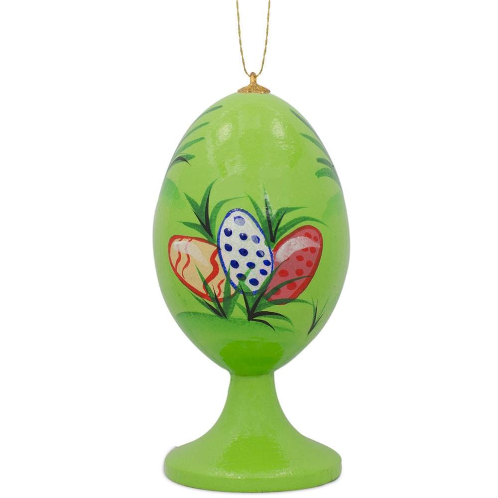 Chicks With Easter Egg Gift Wooden Christmas Ornament