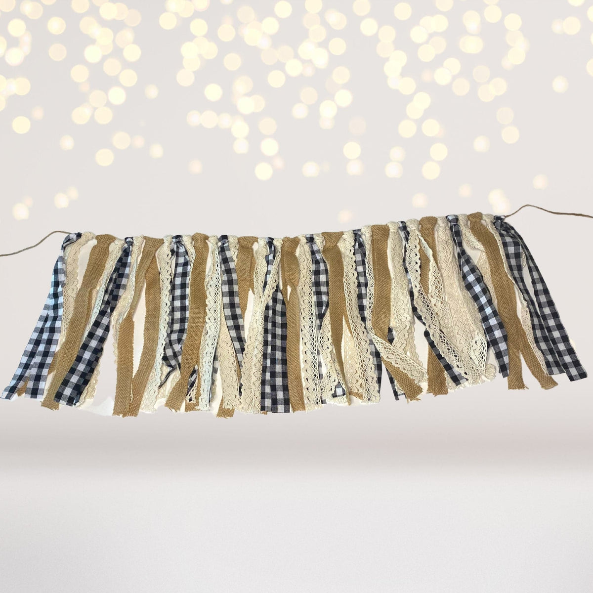 Black And White Plaid Sleepover Tent Bundle, Buffalo Check Christmas Decorations, Party Bundle Gift