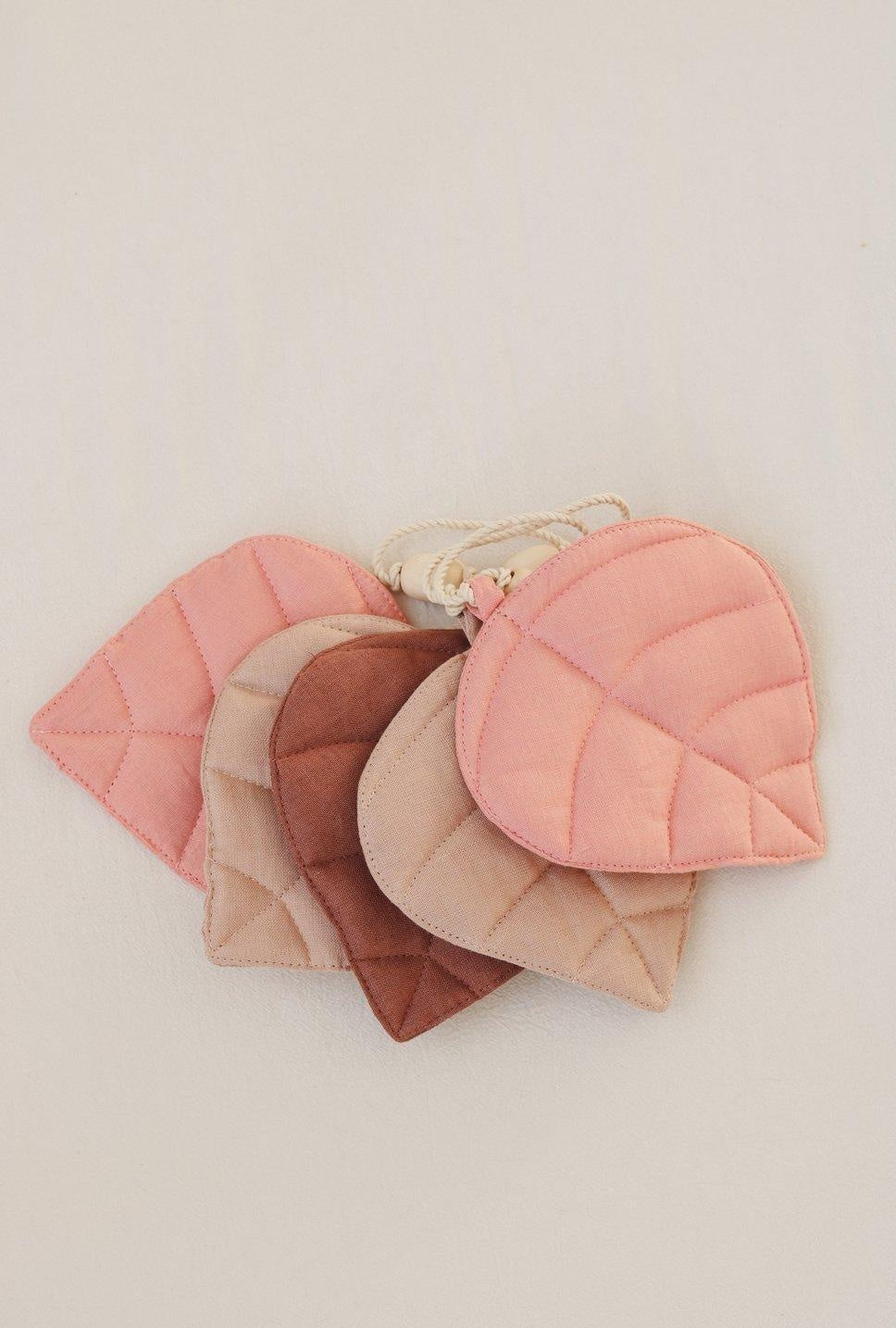 Linen Pink Garland With Leaves