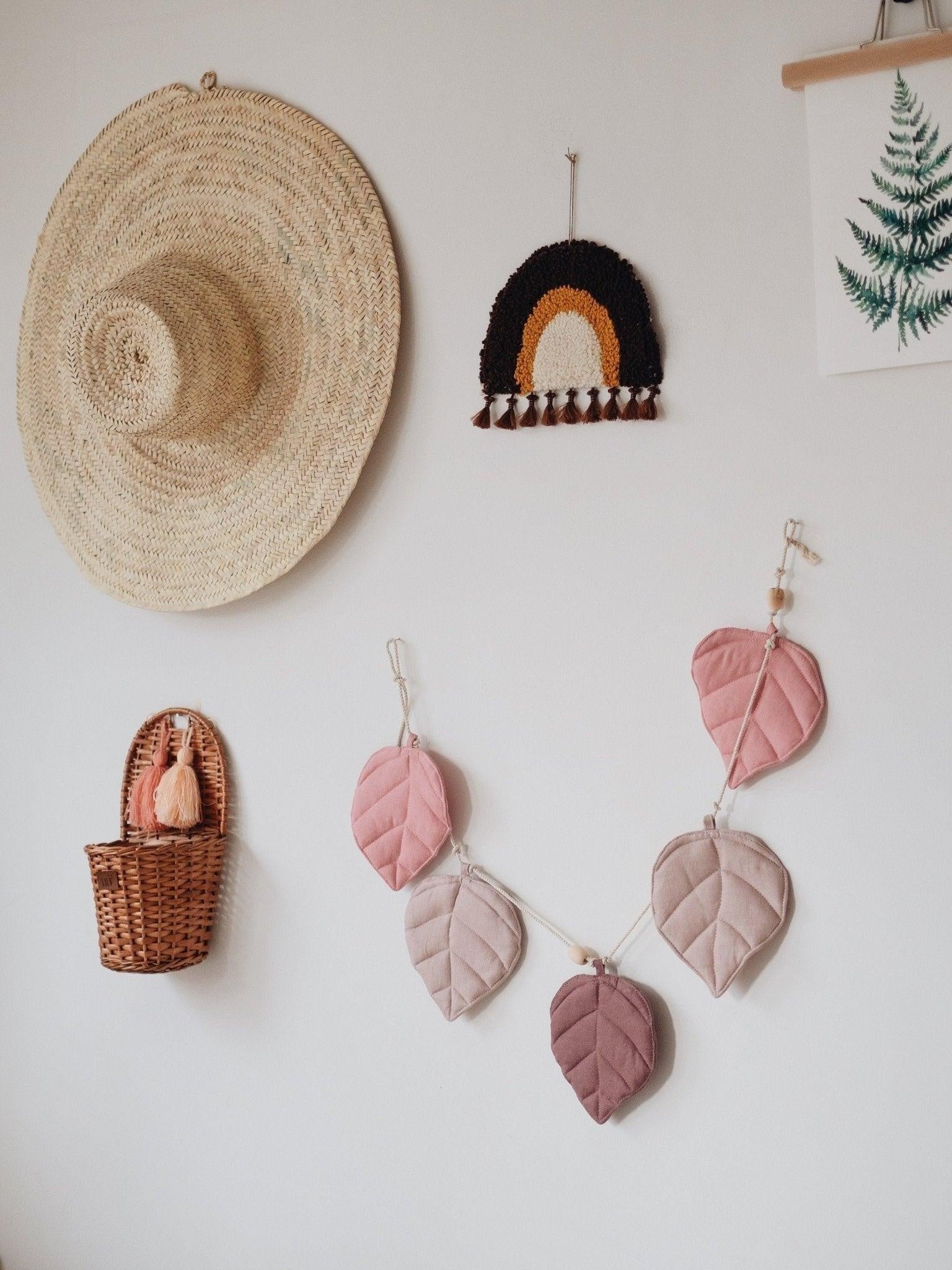 Linen Pink Garland With Leaves